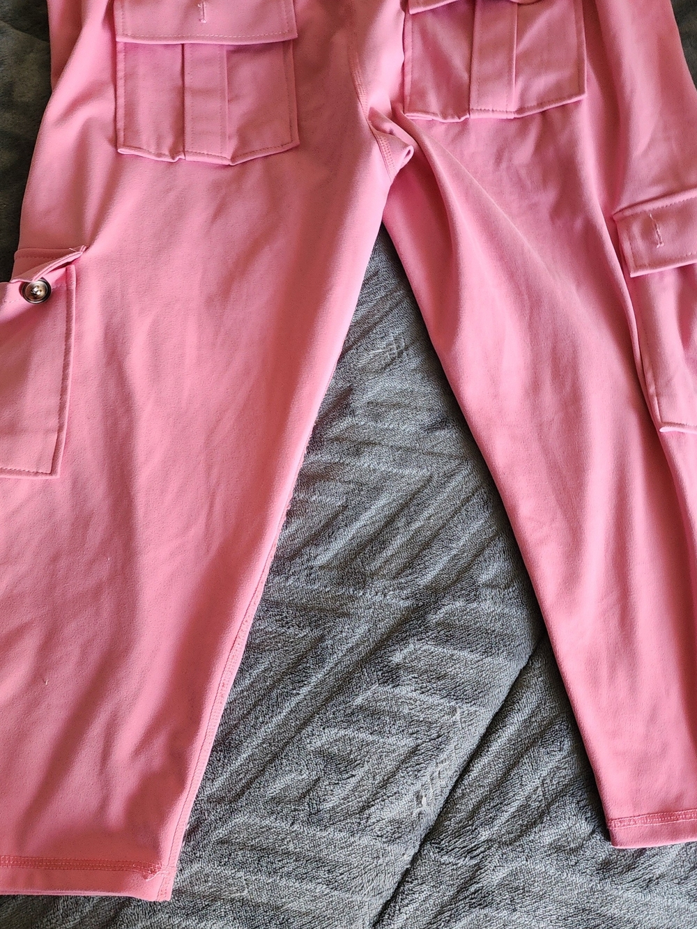Pink Cargo Capri Pants - Women's Utility Style Size XL Brand New Without Tags